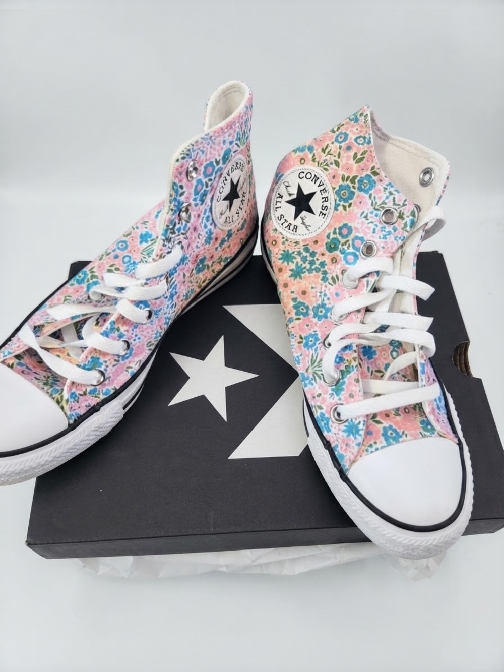 Converse Floral High-Top Sneakers in Pink, Blue, White